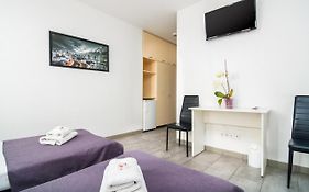 Skyhome Mini-Hotel